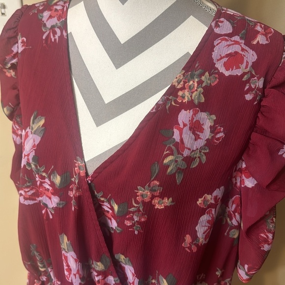 Maurices Burgandy Floral Top with Ruffled Sheer Short Sleeves- Size 2X - Picture 2 of 8